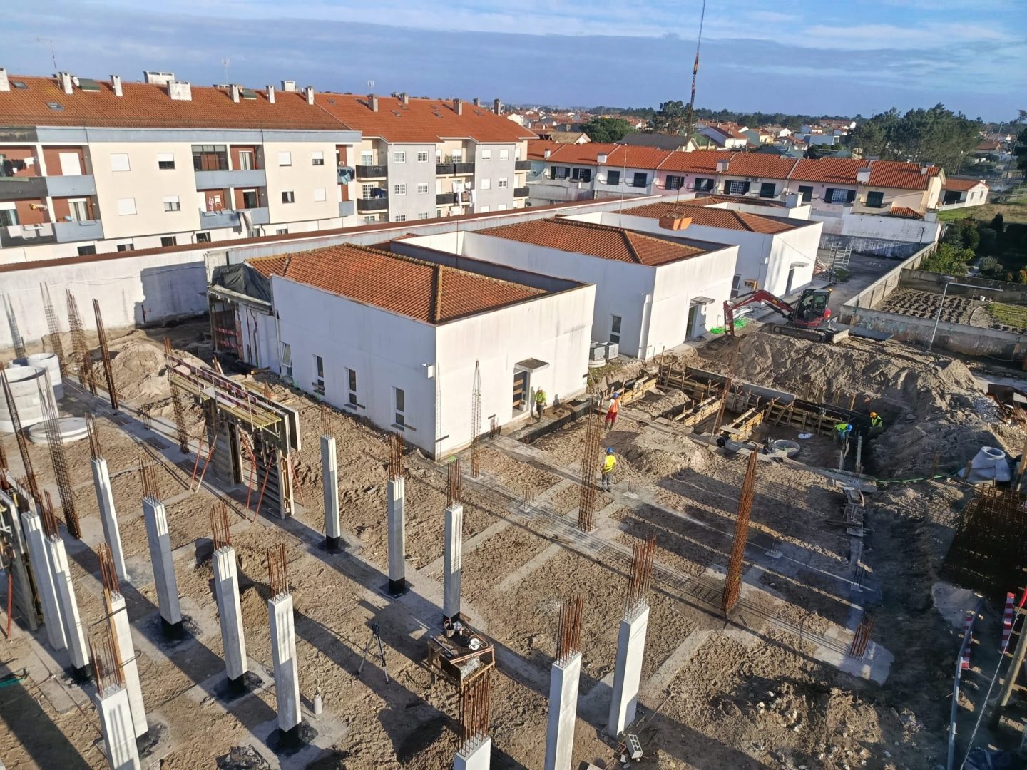 Quais são as vantagens da conceção e construção integrada?